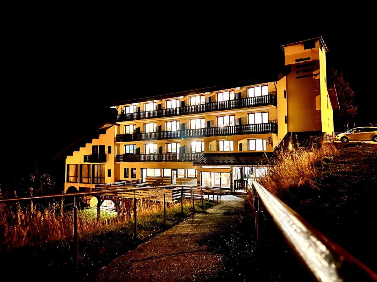 Hotel Le Piolet Saint-Martin-de-Belleville Kültér fotó